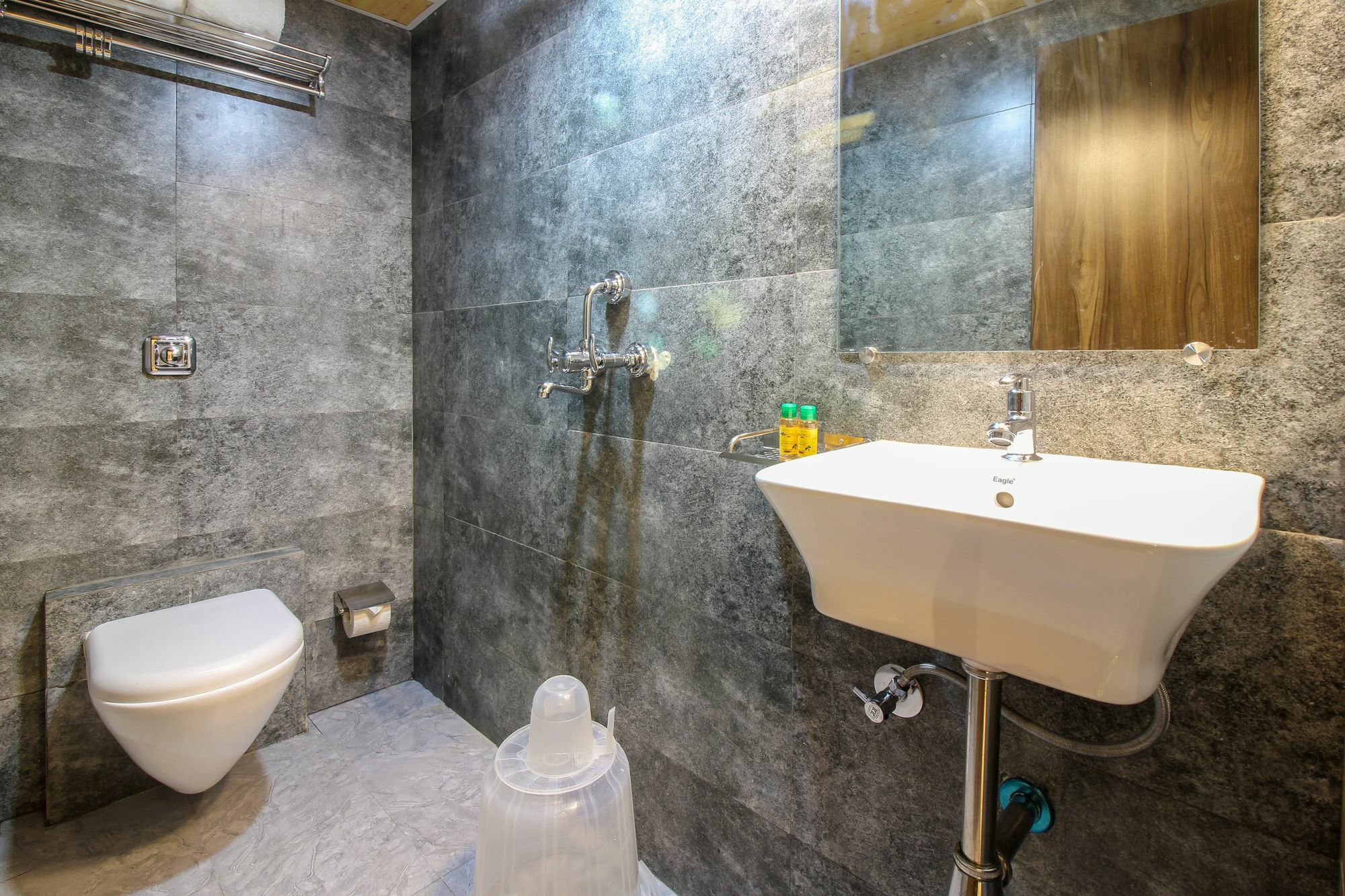 Fabhotel - Nr International Airport